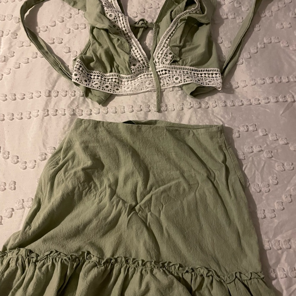Two-piece crop top and skirt outfit, worn once for vacation